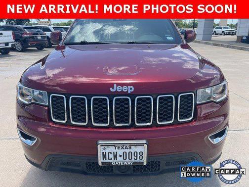 2020 Jeep Grand Cherokee Laredo