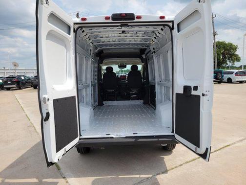 2025 RAM ProMaster 2500 Tradesman
