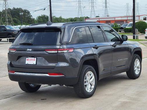 2025 Jeep Grand Cherokee Laredo