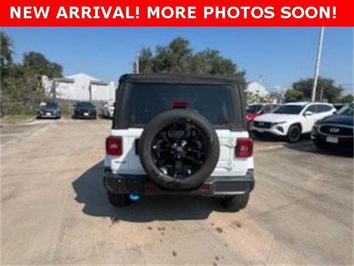 2022 Jeep Wrangler Unlimited 4xe Sahara