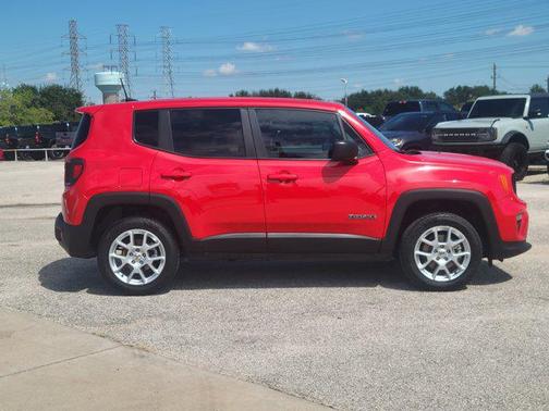 2023 Jeep Renegade Latitude