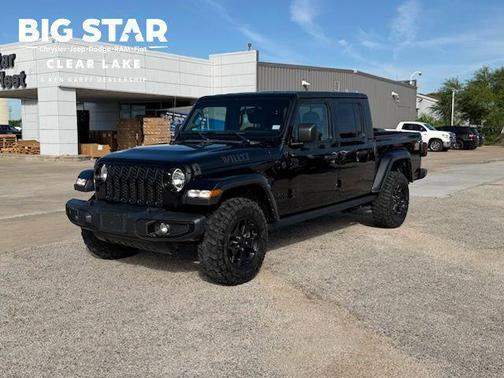 Black Clearcoat 2022 Jeep Gladiator Willys