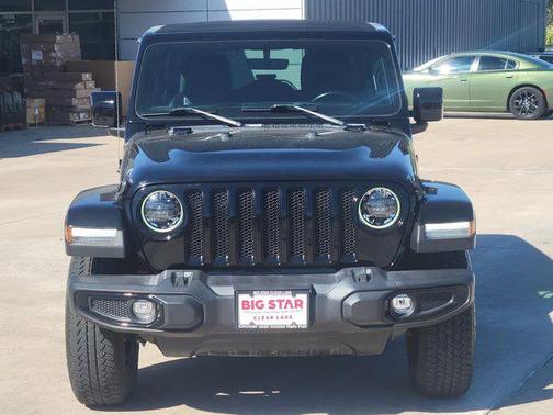 2023 Jeep Wrangler Sahara Altitude