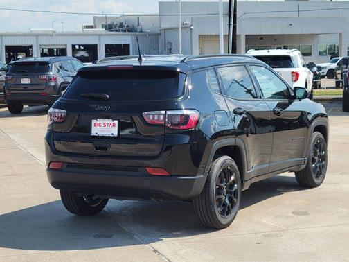 2026 Jeep Compass Latitude
