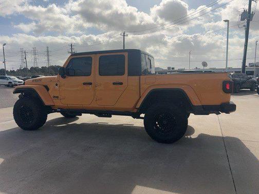 2021 Jeep Gladiator Willys