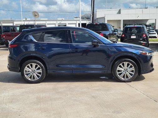 2023 Mazda CX-5 Signature