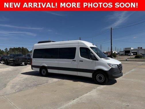 2025 Mercedes-Benz Sprinter 2500 High Roof