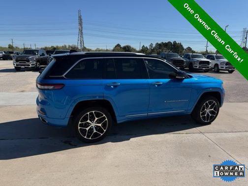 2022 Jeep Grand Cherokee 4xe Summit Reserve