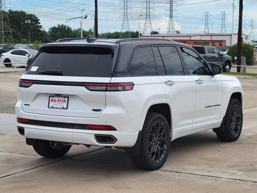 2025 Jeep Grand Cherokee Summit