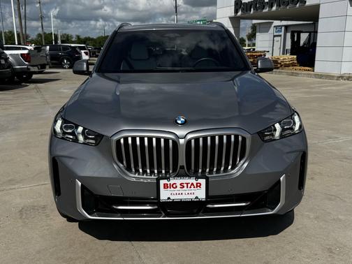 Skyscraper Grey Metallic 2025 BMW X5 xDrive40i