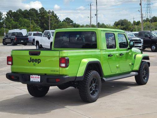 2025 Jeep Gladiator High Tide