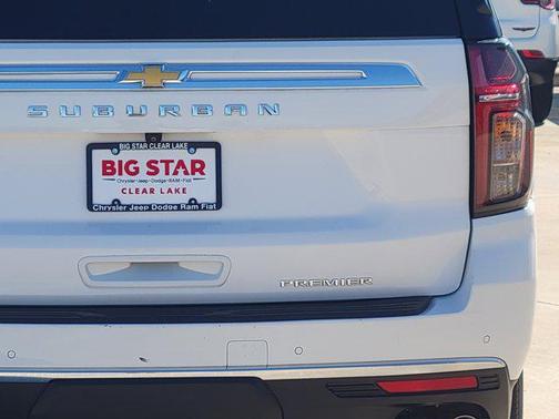 2023 Chevrolet Suburban Premier