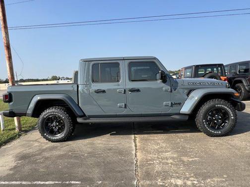 2025 Jeep Gladiator High Tide