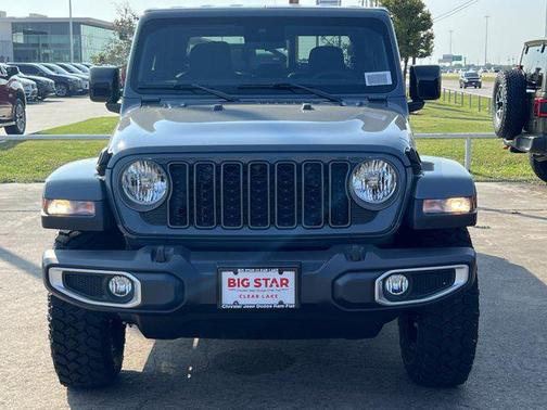 2025 Jeep Gladiator High Tide