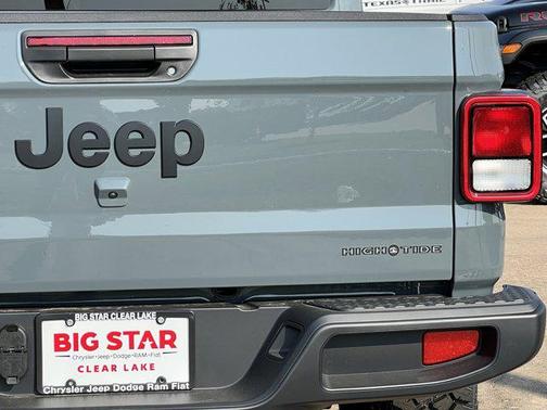 2025 Jeep Gladiator High Tide