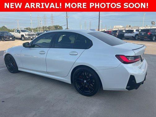 2023 BMW 330 i