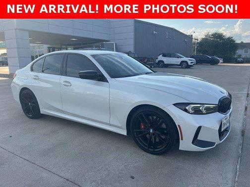 2023 BMW 330 i