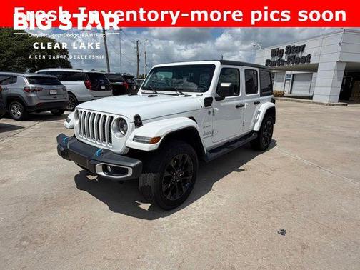 Bright White Clearcoat 2023 Jeep Wrangler 4xe Sahara
