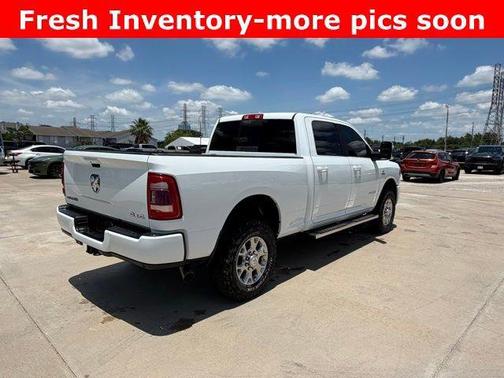 Bright White Clearcoat 2024 RAM 2500 Laramie