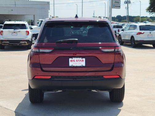 2025 Jeep Grand Cherokee Altitude
