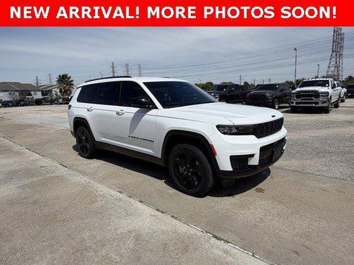 2023 Jeep Grand Cherokee L Altitude