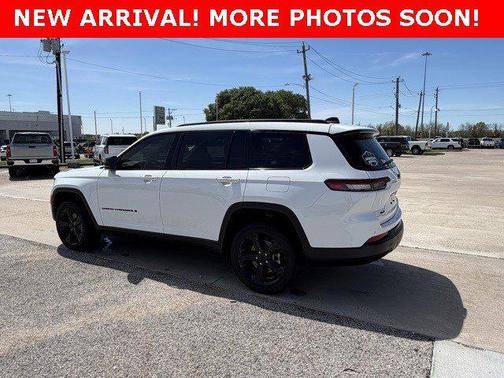 2023 Jeep Grand Cherokee L Altitude