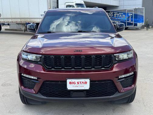 Velvet Red Pearlcoat 2025 Jeep Grand Cherokee Limited
