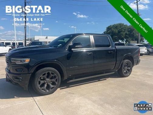 Diamond Black Crystal Pearlcoat 2021 RAM 1500 Limited