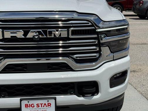 Bright White Clearcoat 2025 RAM 2500 Laramie