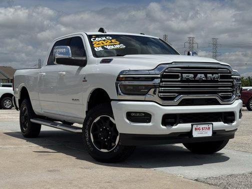 Bright White Clearcoat 2025 RAM 2500 Laramie