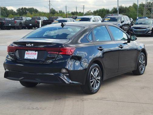2024 Kia Forte LXS