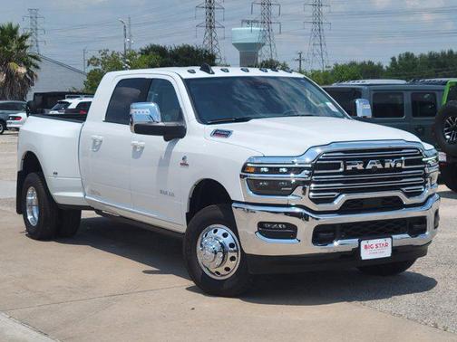 2025 RAM 3500 Laramie