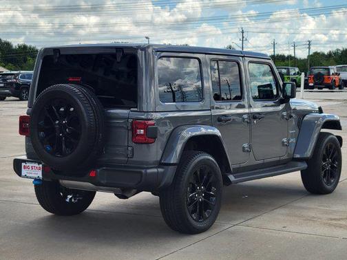 2022 Jeep Wrangler Unlimited 4xe Sahara