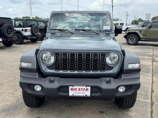 Anvil Clearcoat 2026 Jeep Wrangler Sport
