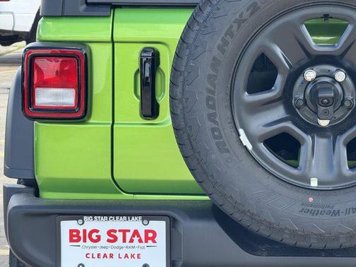 2025 Jeep Wrangler Sport