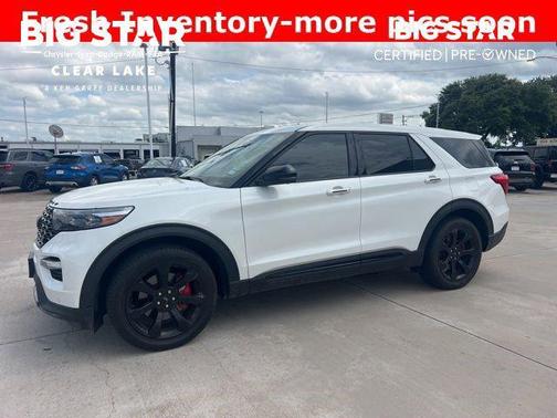 White Metallic 2022 Ford Explorer ST