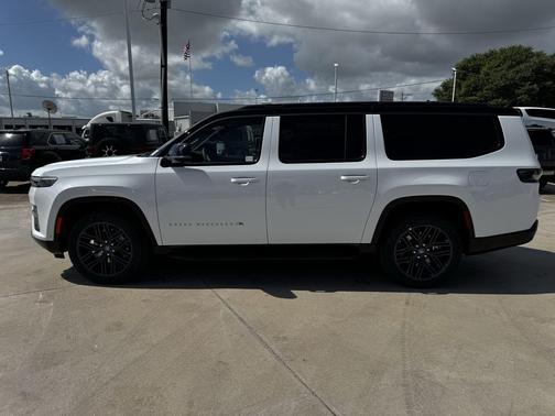 Bright White Clearcoat 2026 Jeep Grand Wagoneer L 85th Anniversary