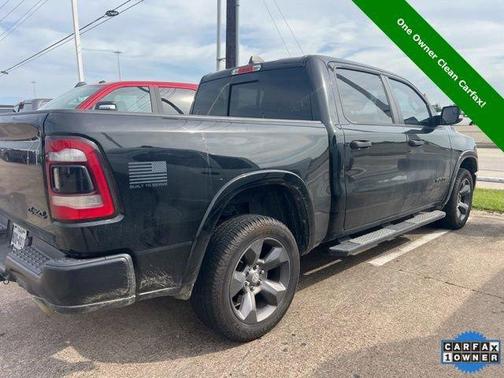 Diamond Black Crystal Pearlcoat 2020 RAM 1500 Lone Star