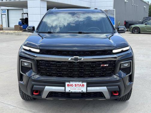 Mosaic Black Metallic 2025 Chevrolet Traverse AWD Z71
