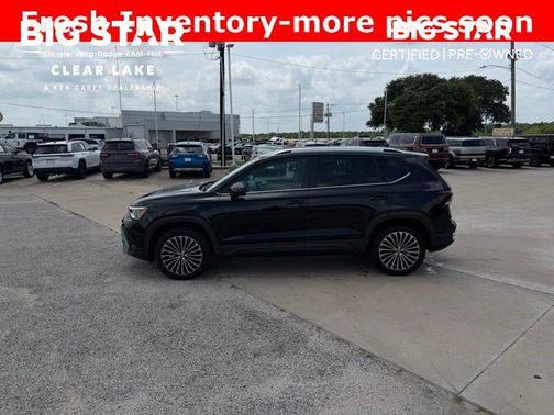 Black 2025 Volkswagen Taos SE