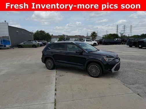 Black 2025 Volkswagen Taos SE