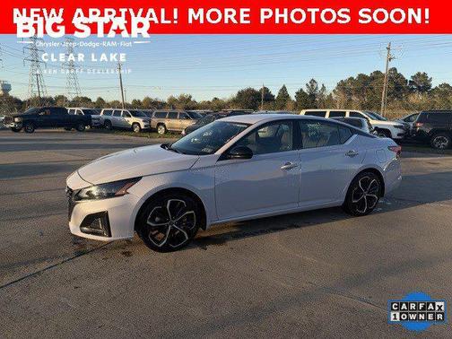 2025 Nissan Altima SR