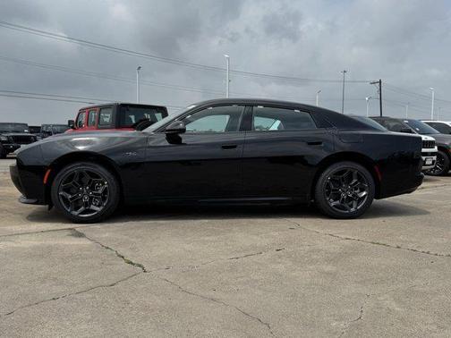 Diamond Black Crystal Pearlcoat 2026 Dodge Charger R/T
