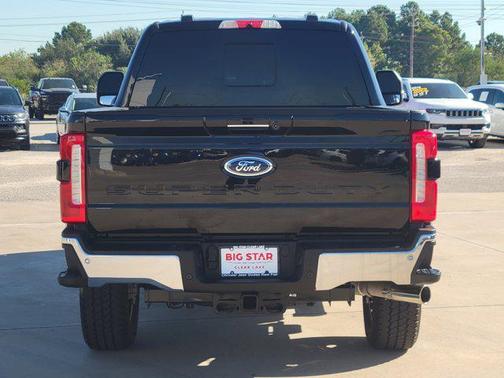 2024 Ford F-250 4WD CREW