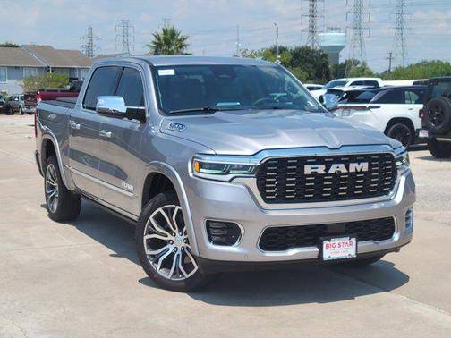 2025 RAM 1500 ST