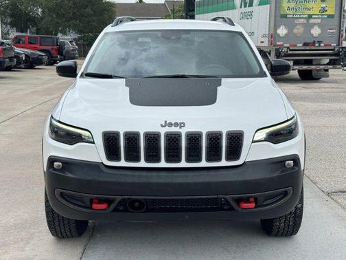 Bright White Clearcoat 2022 Jeep Cherokee Trailhawk