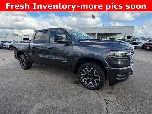 Granite Crystal Metallic Clearcoat 2025 RAM 1500 Laramie