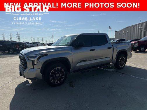2022 Toyota Tundra SR5