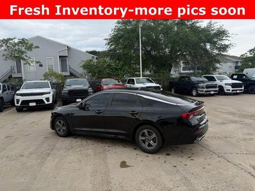 Ebony Black 2023 Kia K5 LXS
