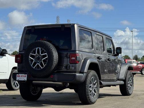 2025 Jeep Wrangler Sahara